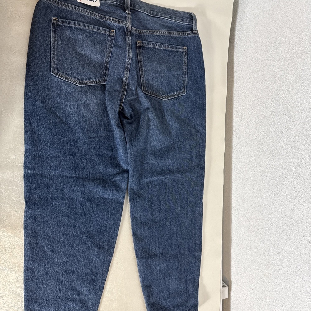 NWT Old Navy Mid-Rise Slouchy Taper Ankle Jeans Size 8 New with Tags - Picture 10 of 10